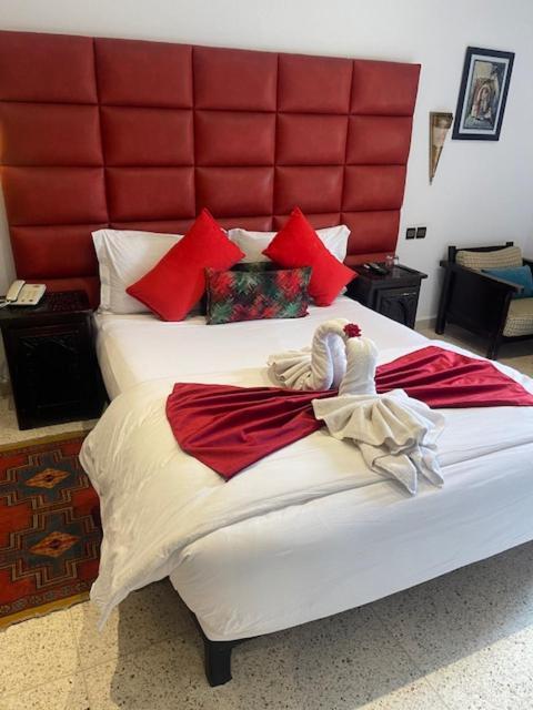 אוארצאצטה Hotel La Perle Du Sud מראה חיצוני תמונה